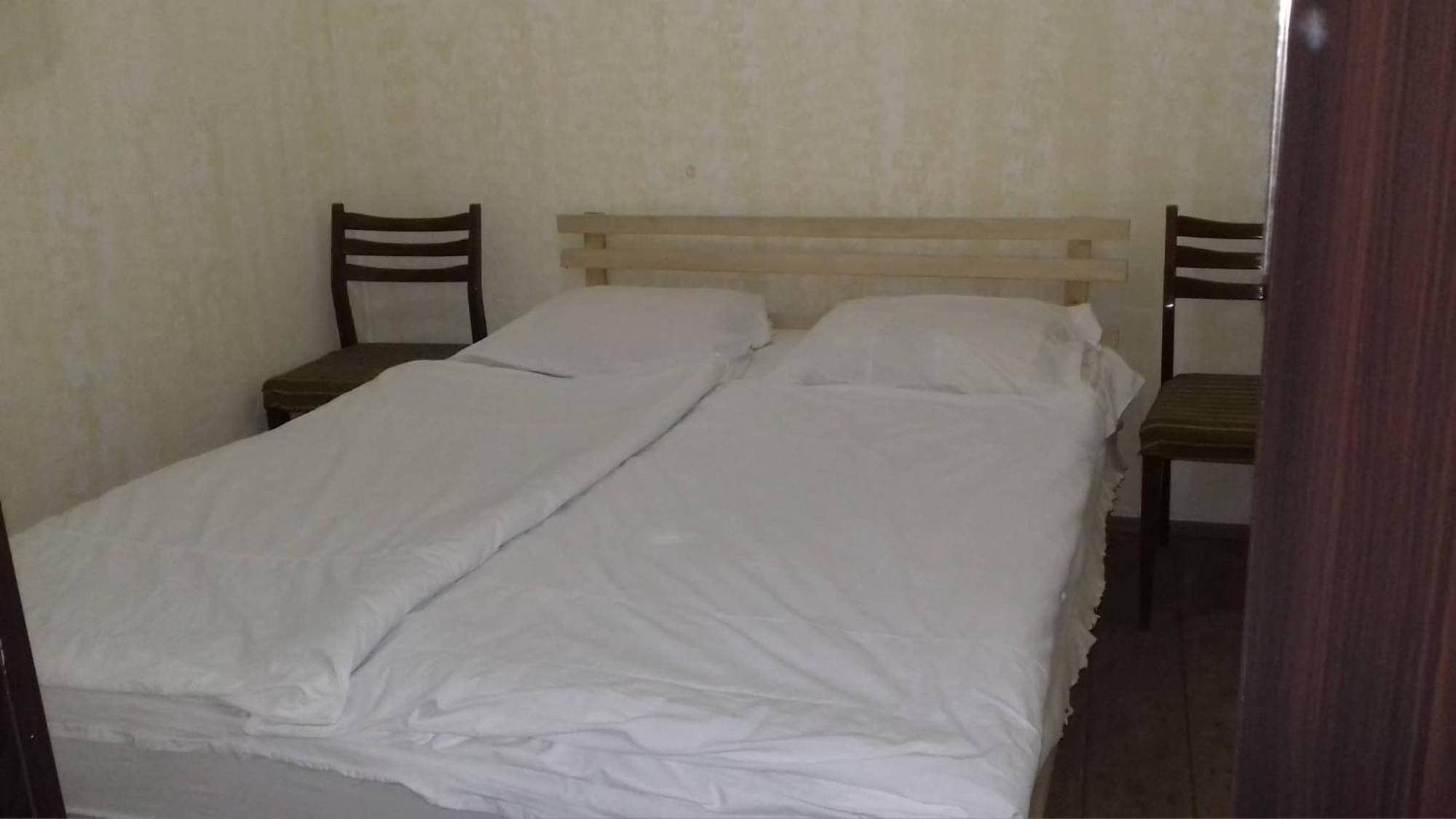 Farmer'S Guest House Телави Стая снимка